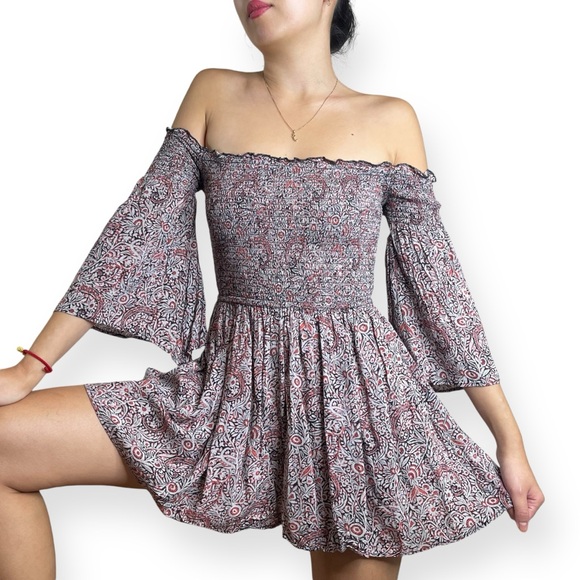 Ecote Boho Chic Witchycore OffShoulder Smocked Paisley Romper Size S - Picture 2 of 16